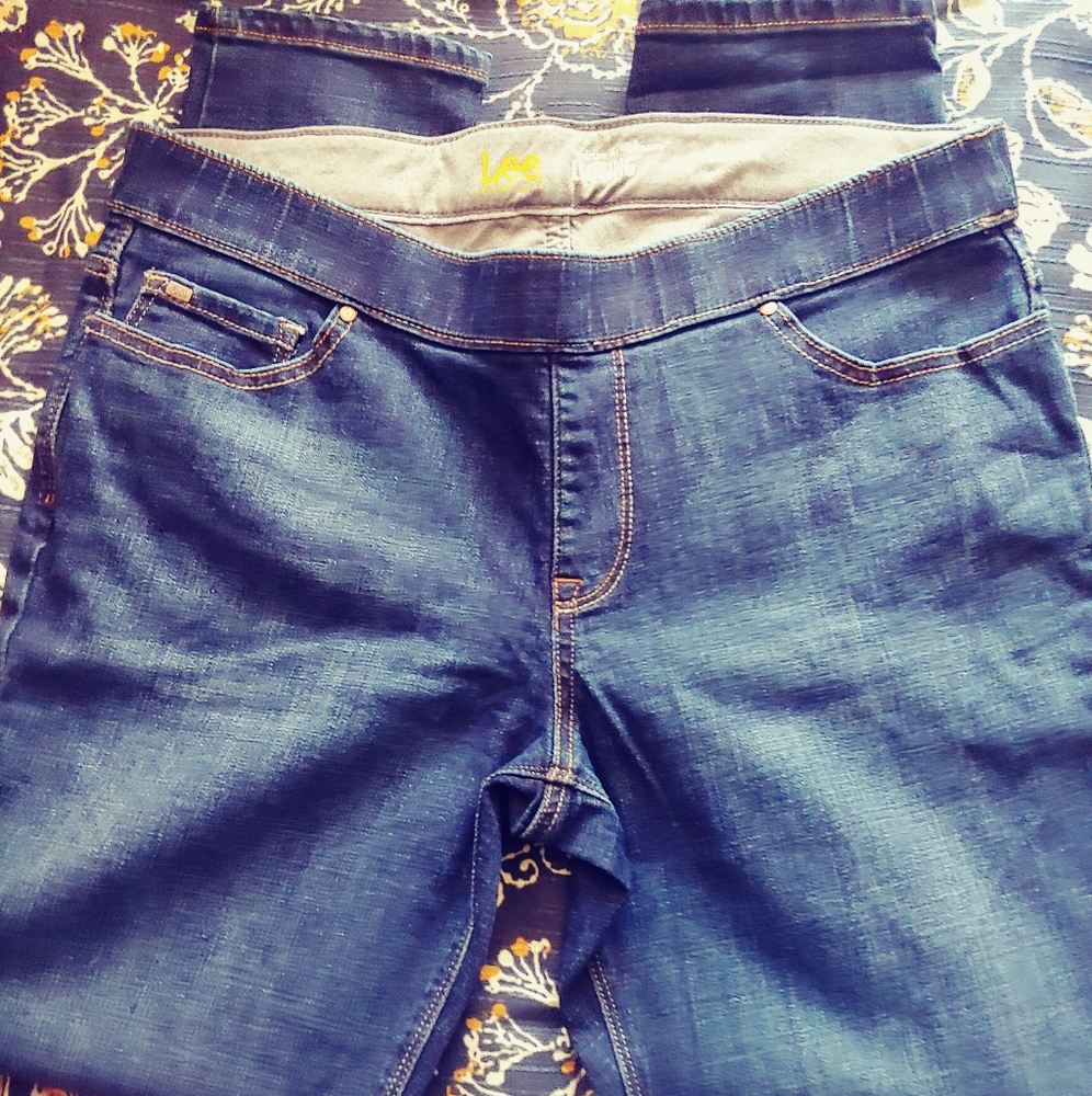 Mid rise Lee Jean legging